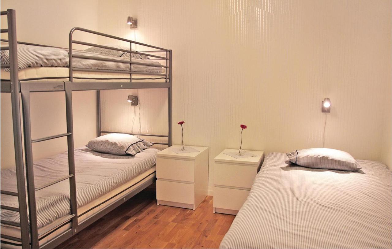 2 Bedroom Cozy Apartment In Habo Mullsjö Exteriér fotografie